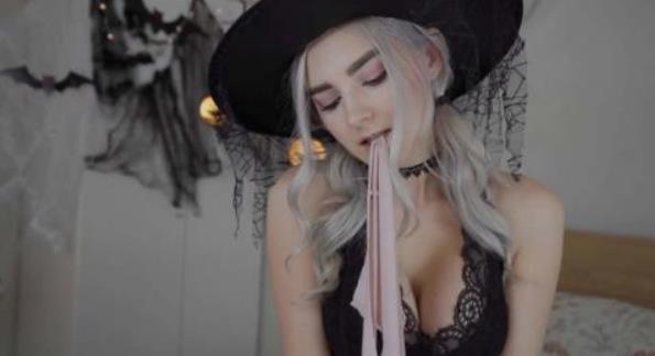 P站女巫网红《AvrilxLust》私拍自拍