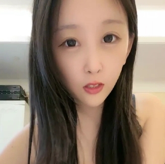 深夜频道-可爱萌妹一对一白自玩流出+