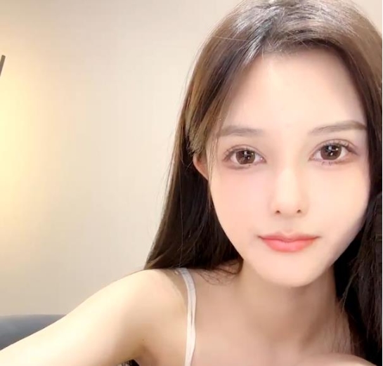 老主播!绿播女神《香奈奈》早期直播回放【18V+12.1G】