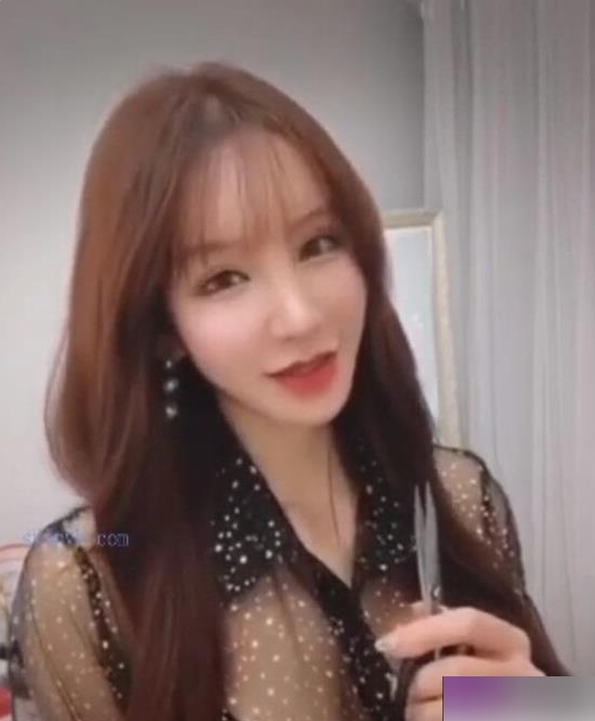 秀人网模特（周于希）自拍作品小合集