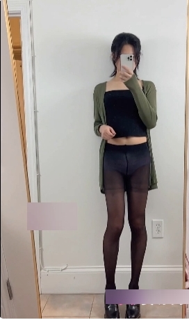 TS女装大佬《CDXUN》黑丝自拍合集