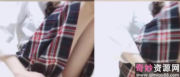 推特呆萌jk少女《ppoommooo》合集65部