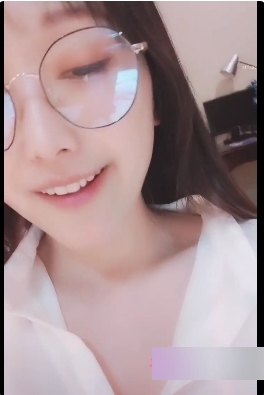 yy直播天使一样的女神《白丫头呀》作品两部