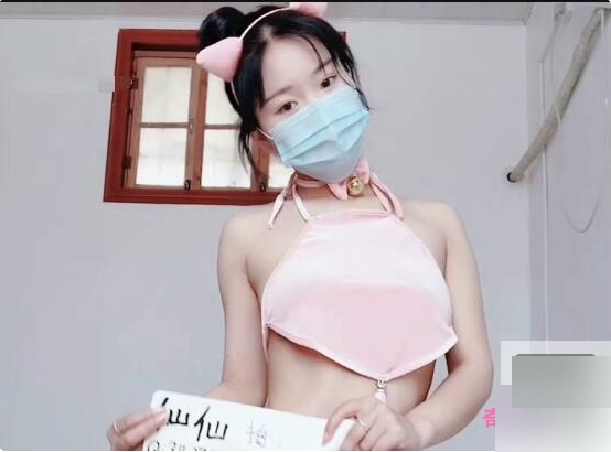 抖音《仙仙小草莓》自导自演私拍6部