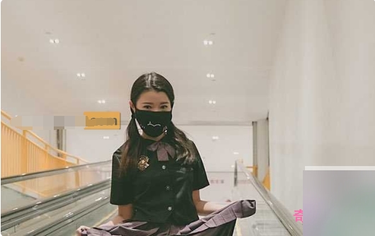 《小猫妖》31部瑜伽展示