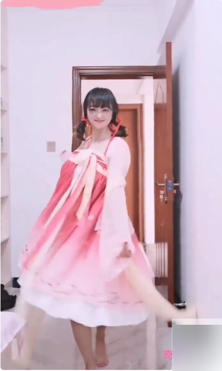 抖音深圳网红《张花花》51部小视频