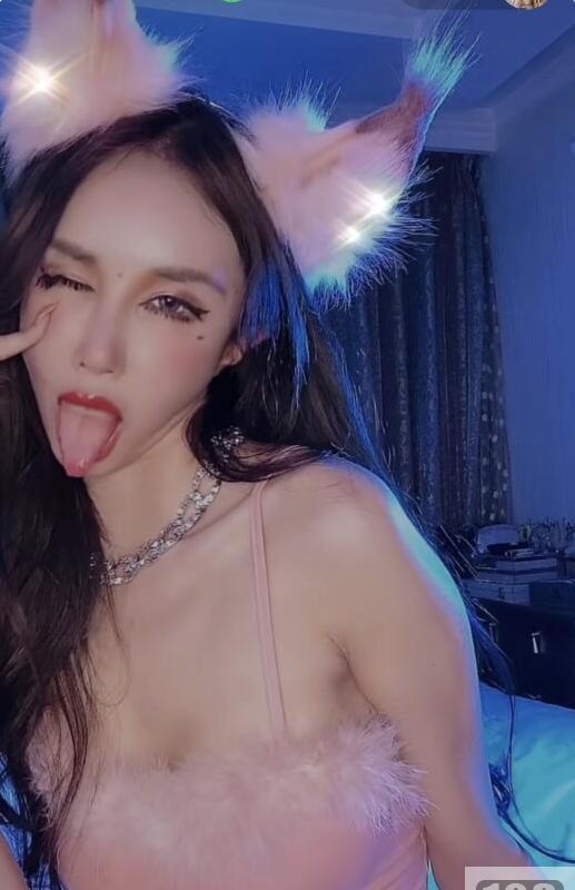 快手网红演员《孟晓艺》22部视频