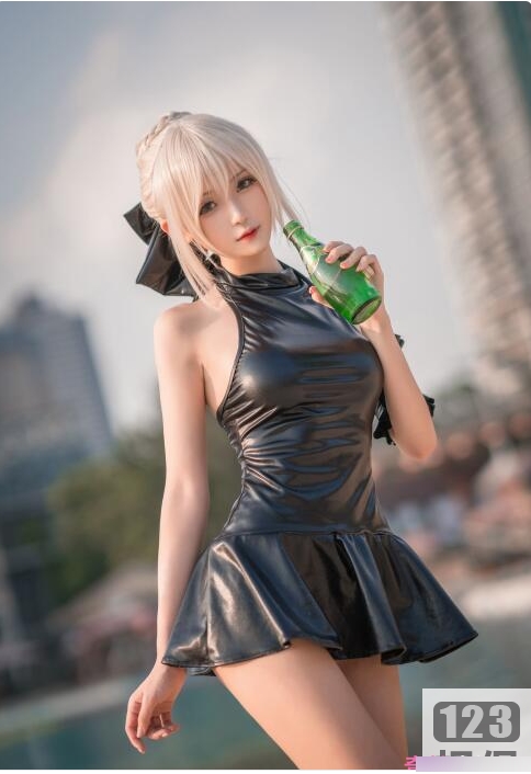 斗鱼当红主播《腐团儿》私人订制COS合集