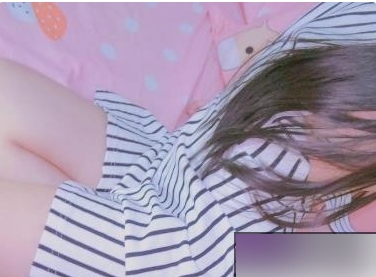 00后小软妹《幼音少女》网格衫视频三部