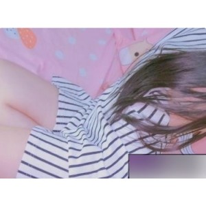 00后小软妹《幼音少女》网格衫视频三部