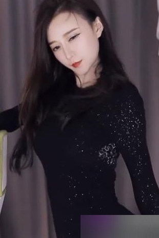 《织梦琛琛》有鱼金色睡衣低视角内裤作品一部