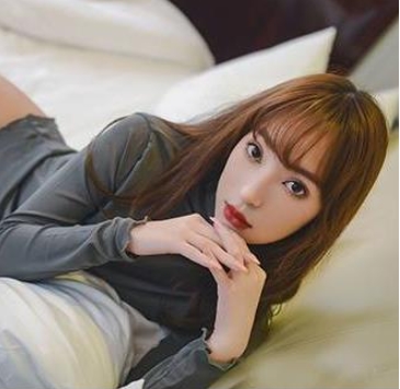 盘丝网两个顶级模特超有尺度拍摄花絮