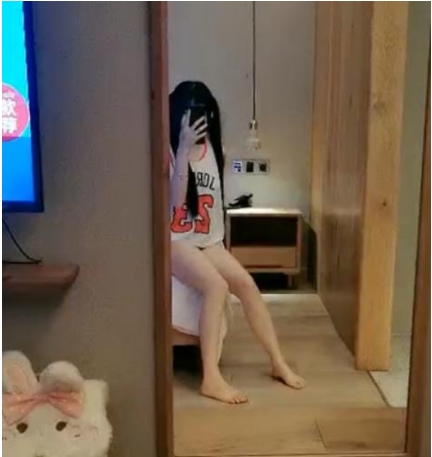 虎牙超人气新人可爱幼齿粉嫩妹子美女【粉嫩浮力姬】新人罗莉妹（胖次猫）最新散播合集[7v-5.8G]