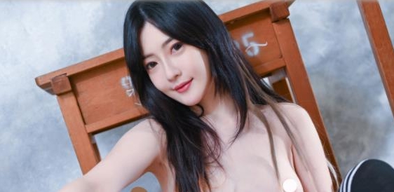 虎牙超人气超粉嫩极品身材男粉无数【国产】巨R嫩鲍女神沈娜娜（璃奈酱）新作合集_1v-372m