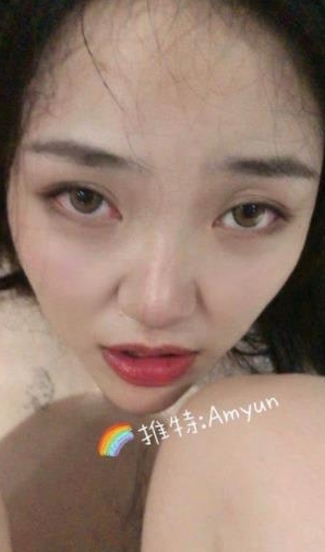 某推超人气国人情侣档高颜值稀缺资源某推情侣（AmYun）最新噼里啪啦合集[1V-1.38G]