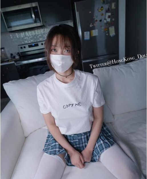 某推人气顶流火爆各大宅男圈内地苍老师【人气女神】（玩偶姐姐）最新私拍有尺度合集1v-212MB