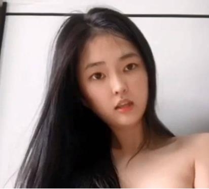 芋喵喵完美的露脸,10级甜美的可爱学生妹