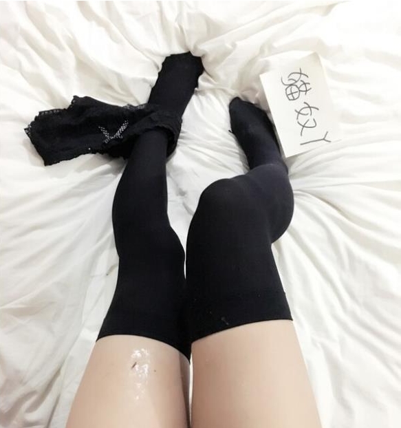 _斗鱼人气超火爆幼齿高中妹有尺度作品【抖m罗莉】喜欢刺激的（猫奴丫）最新稀缺合集_[44V-3GB]