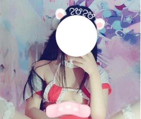 虎牙超人气网红美女主播COS《网红白浮力姬合集》绝版完整合集都是白哟【3.33g】