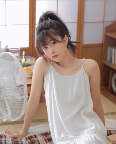 极品日系美女《小爱同学》自编自导自演的剧情作品