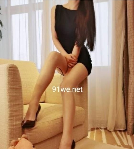 虎牙人气火爆土豪至爱极品美女“初见美翻天”最新露脸浮力自拍稀缺合集(107V-22P)