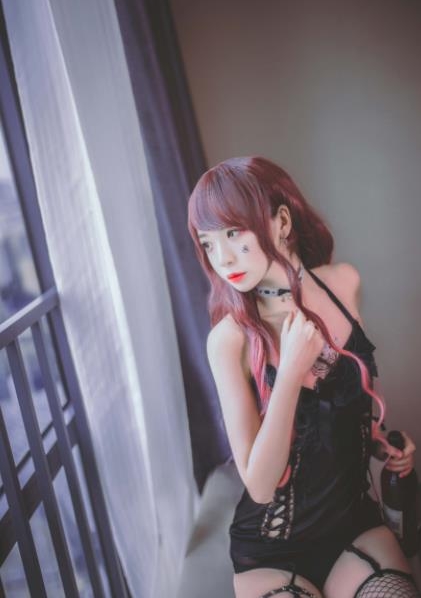 虎牙超人气无数宅男为之倾倒极品cos女神高质量coser(疯猫ss)最新散播有尺度私拍合集_1.22GB