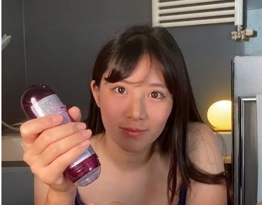OnlyFans长腿细腰的瑜伽博主（obokozu），是一个喜欢白人大哥哥的亚洲女孩【4V-1.9G】