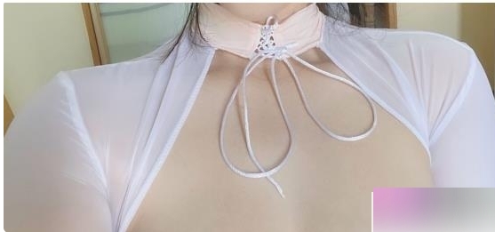 Twitter00后纯欲系网红（小M狗），粉色兔耳甜美诱人【515MB】