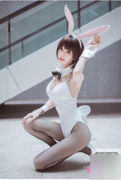 大胆COS！柚子猫与加藤惠的完美结合