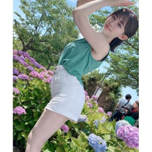 《抖音美女三寸妹子作品，绝对让你心动不已！》