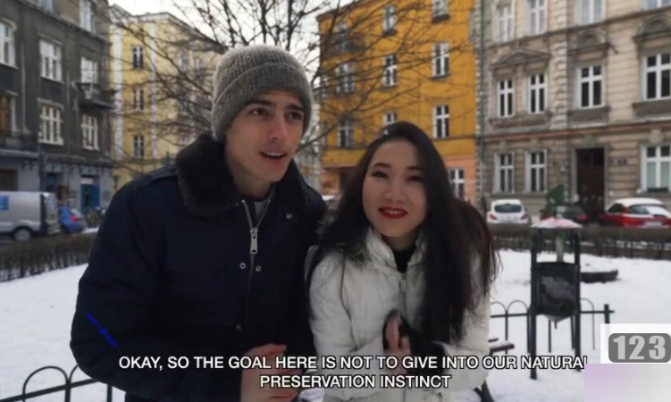 法国留学生林雅儿的商品标题可能是：法国留学生林雅儿推荐的商品