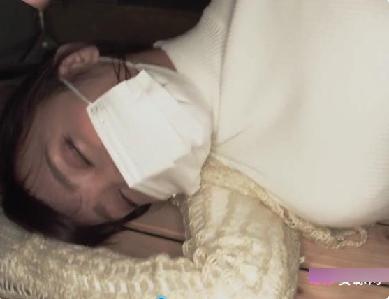 超绝身材的勇敢小妹子：岛国剧情杀