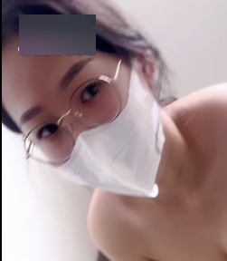 开放妻子寻求奇妙，男厕自缚勾引打粑粑