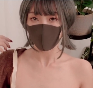 香港网红女神HongKongDoll年终新作情侣游戏1