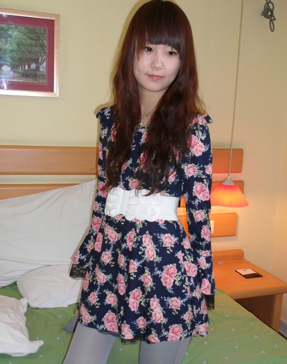 国模彭彭补档，2011年拍摄，113张照片，12个视频，305M大小，百度盘下载