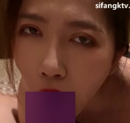 薇薇情侣御姐露脸团建合集32v百度盘