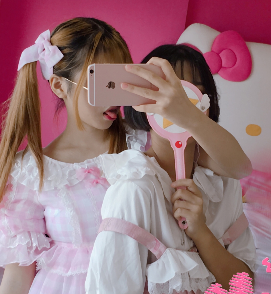 百合小姐姐28套855P4V2.8G百度盘