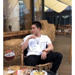 抖音健美达人Mack宠幸女粉丝的男网红