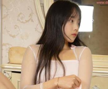 梦丝灵高颜值写真,唯一有尺度露脸汉服定制