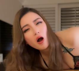 OnlyFans高分妮可自拍《出声G魂》1V-1.6G-42分钟-双镜头-用嘴-打桩-Y荡