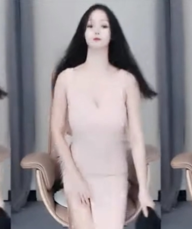 虎牙TV嘉易-李纯儿土豪定制舞蹈视频42V-2.98G