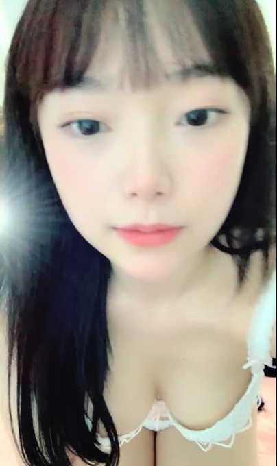 性感透视装浴室诱惑