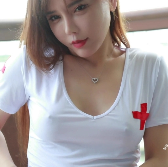 网红模特艾小青千元福利第三弹1.26G度盘