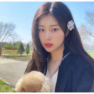 女性生理构造探索：小丽的科普视频教育私信学生