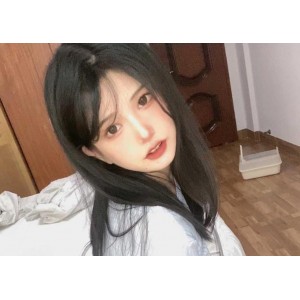 倦倦喵：女神皇帝套视频合集，少女枪械师热舞尺度付费