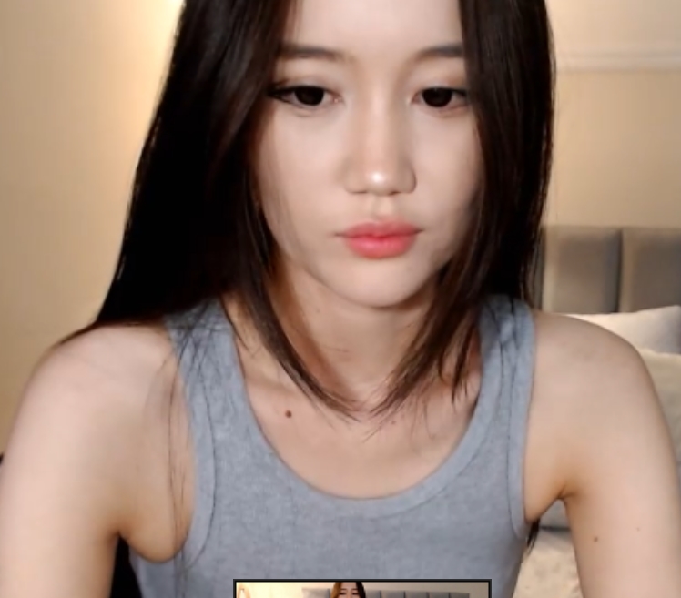 情难自禁，床上翻滚，黑丝魅力！1v+4.44g视频百度盘