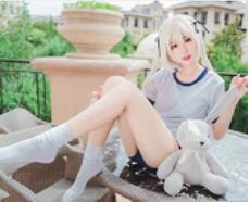 猫君君蕾姆清凉一夏贞德合集视频