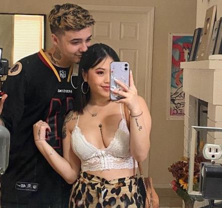 lang：百万粉亚裔明星博主，67个视频总计2.6G