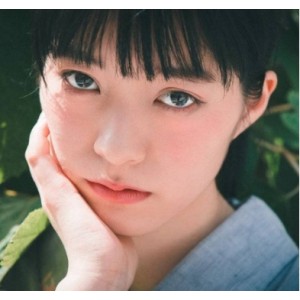 知名模特橘凜々子展示的明星泄密PP演员1V854M