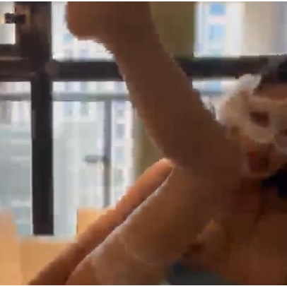 优质资源:小雨与闺蜜私拍互玩展示视频